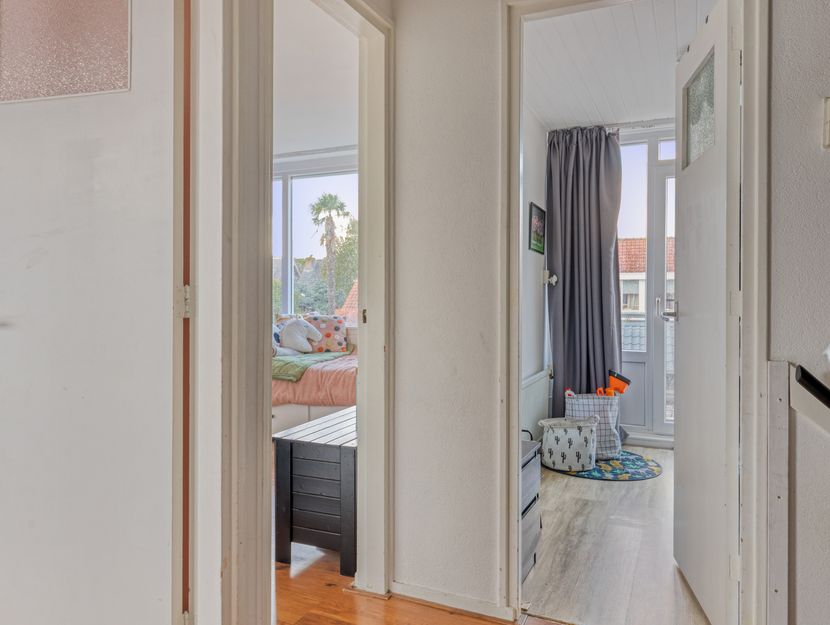 Warmoeziershof 3, HENDRIK-IDO-AMBACHT