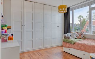 Warmoeziershof 3, HENDRIK-IDO-AMBACHT