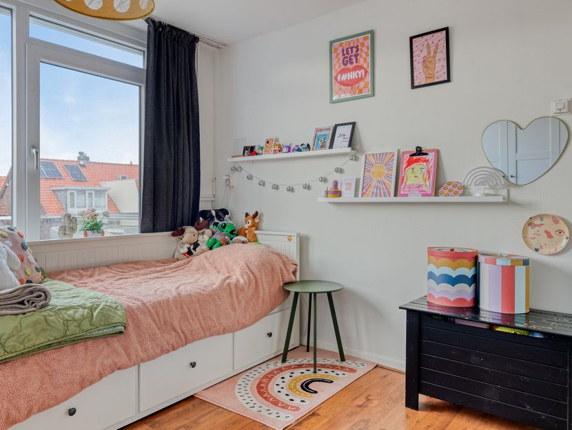 Warmoeziershof 3, HENDRIK-IDO-AMBACHT