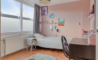 Warmoeziershof 3, HENDRIK-IDO-AMBACHT