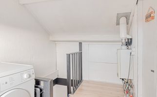 Warmoeziershof 3, HENDRIK-IDO-AMBACHT