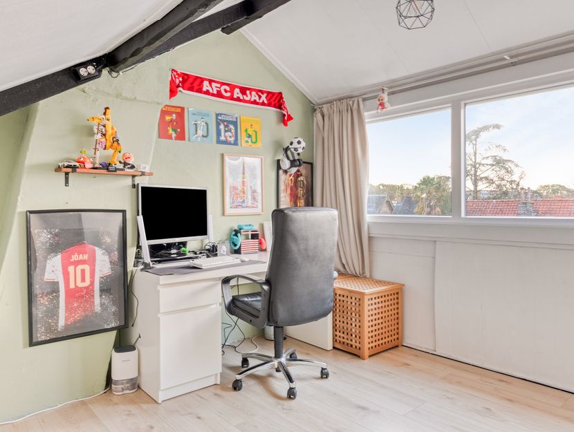 Warmoeziershof 3, HENDRIK-IDO-AMBACHT