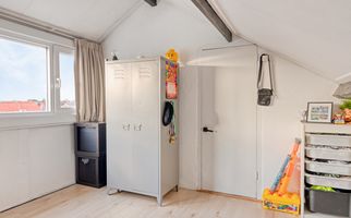 Warmoeziershof 3, HENDRIK-IDO-AMBACHT