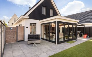 Stoelenmatter 25, HENDRIK-IDO-AMBACHT