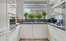 Aelbert Cuyplaan 30, HENDRIK-IDO-AMBACHT