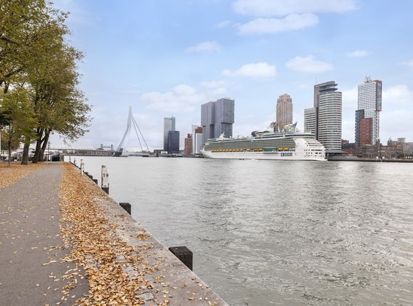 Landverhuizersplein 53