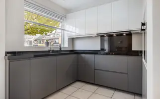 Antoniuslaan 13, HENDRIK-IDO-AMBACHT