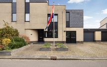 Volkerak 16, ZWIJNDRECHT