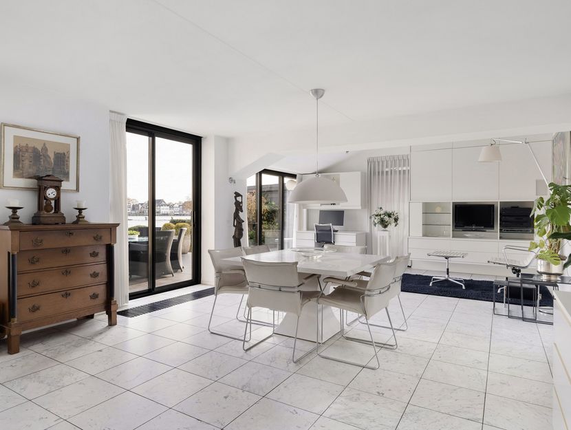 Volkerak 16, ZWIJNDRECHT