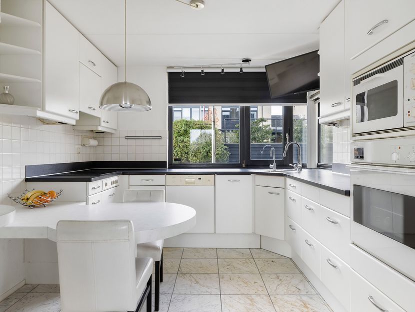 Volkerak 16, ZWIJNDRECHT