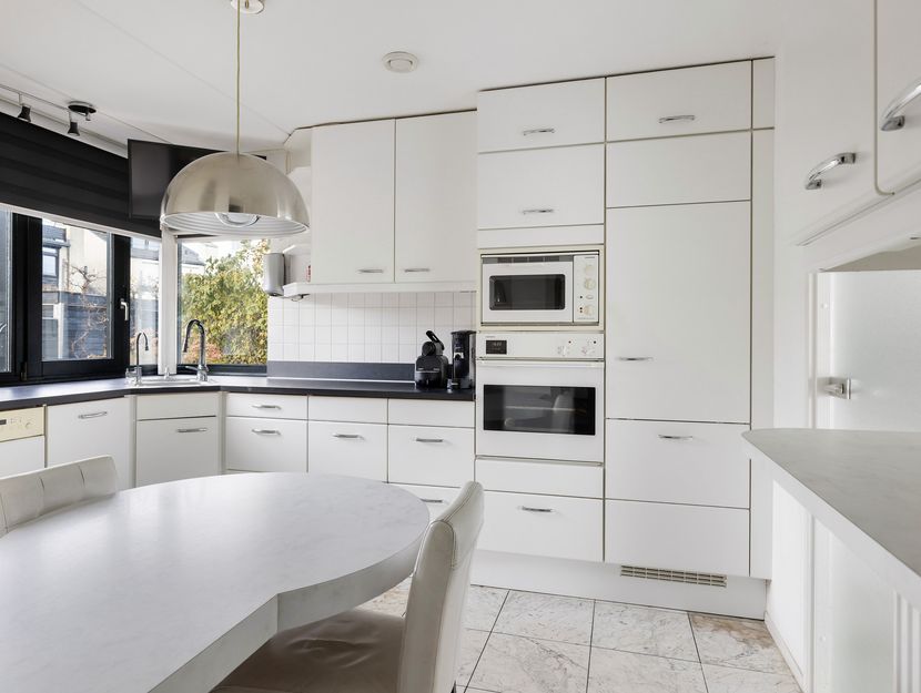 Volkerak 16, ZWIJNDRECHT