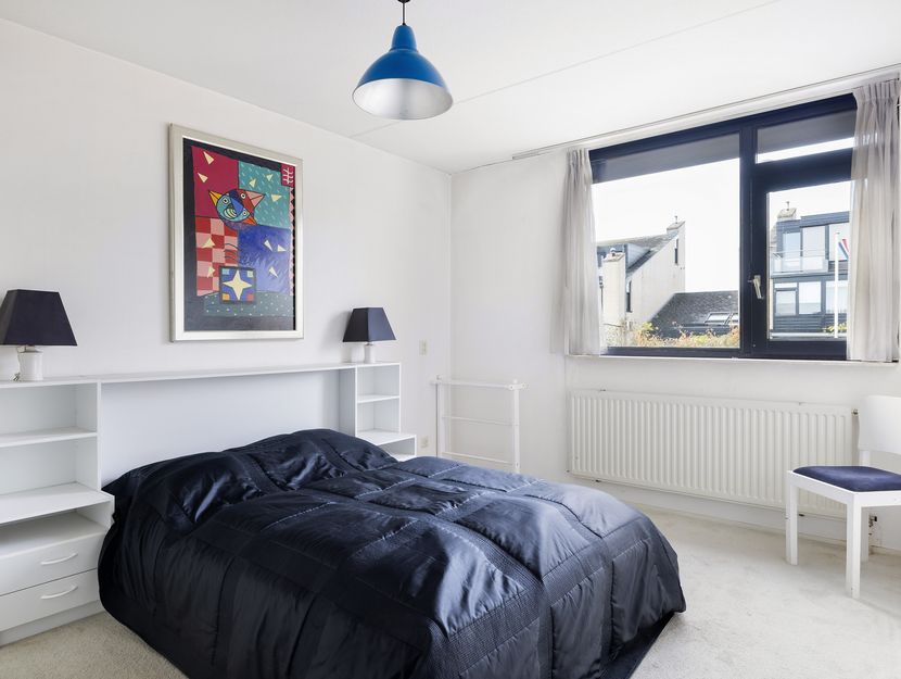 Volkerak 16, ZWIJNDRECHT