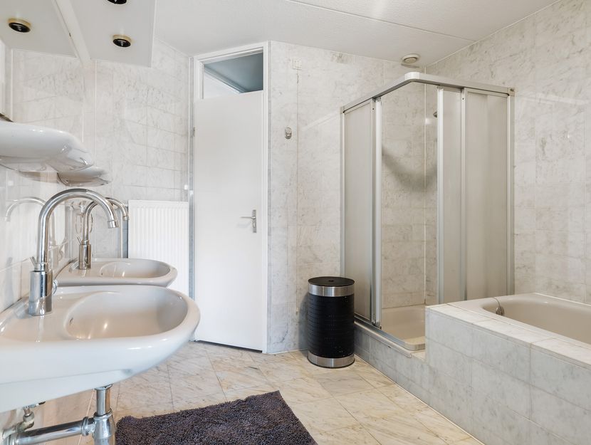 Volkerak 16, ZWIJNDRECHT