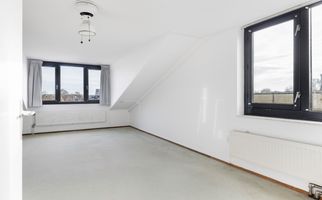 Volkerak 16, ZWIJNDRECHT