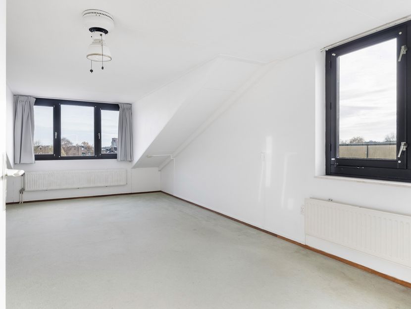 Volkerak 16, ZWIJNDRECHT