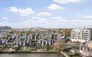 Volkerak 16, ZWIJNDRECHT