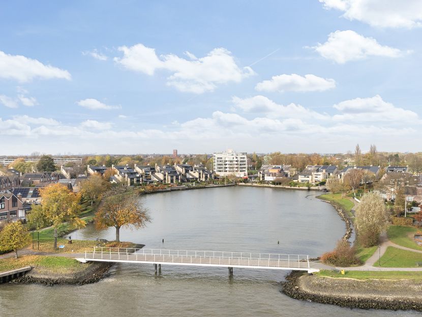 Volkerak 16, ZWIJNDRECHT