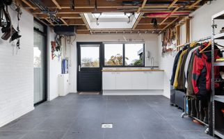 Volkerak 16, ZWIJNDRECHT