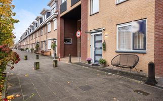 Agnes Bartoutslaan 58, HENDRIK-IDO-AMBACHT