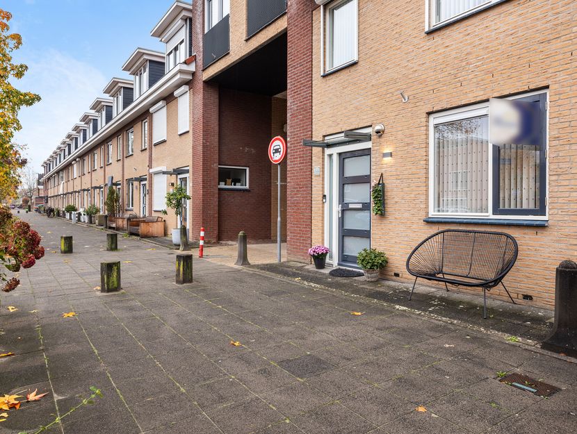 Agnes Bartoutslaan 58, HENDRIK-IDO-AMBACHT