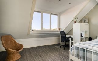 Agnes Bartoutslaan 58, HENDRIK-IDO-AMBACHT