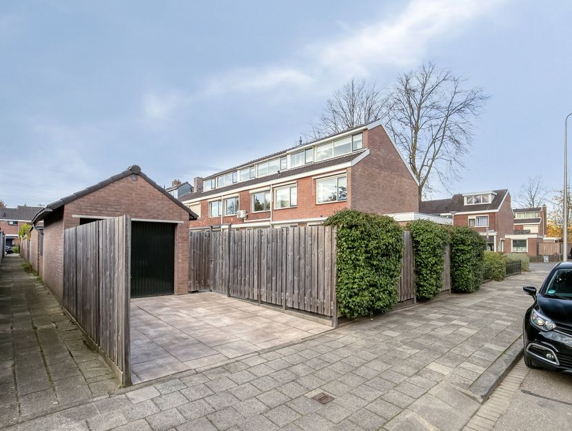 Brederodehof 49, HENDRIK-IDO-AMBACHT