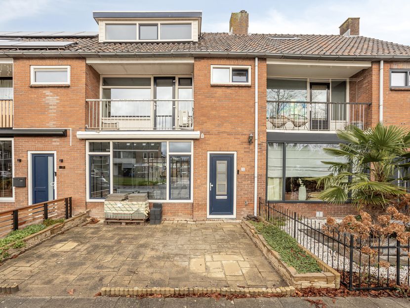 Weteringsingel 28, HENDRIK-IDO-AMBACHT