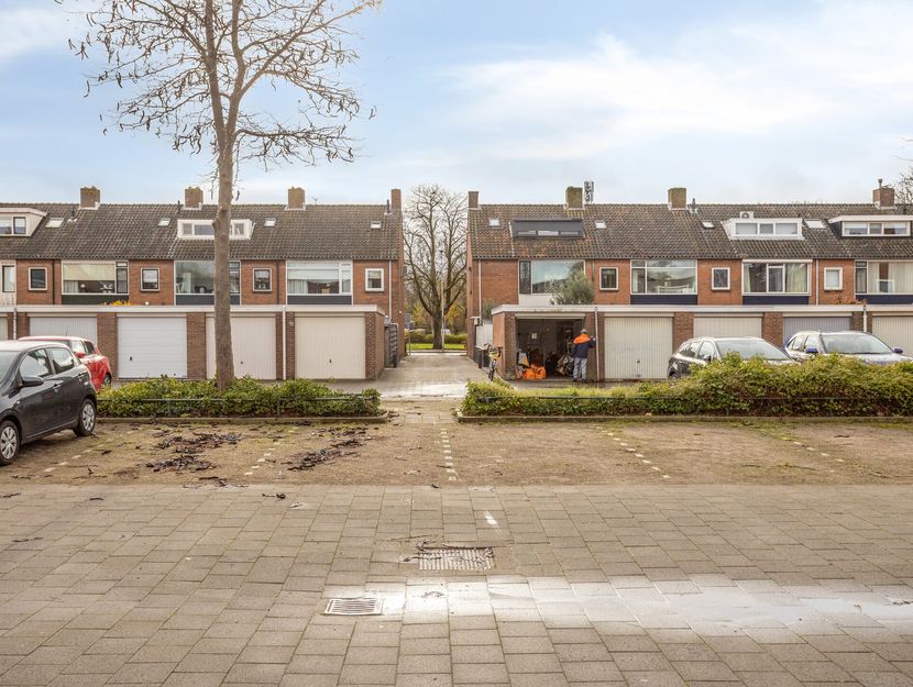Weteringsingel 28, HENDRIK-IDO-AMBACHT