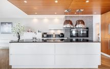 Zonnesteintoren 36, ZWIJNDRECHT