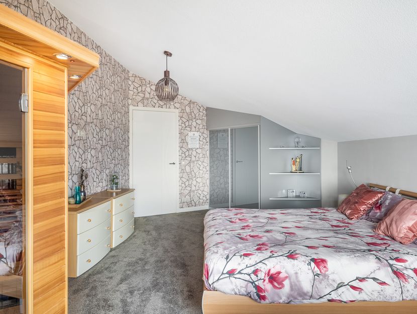 Zonnesteintoren 36, ZWIJNDRECHT