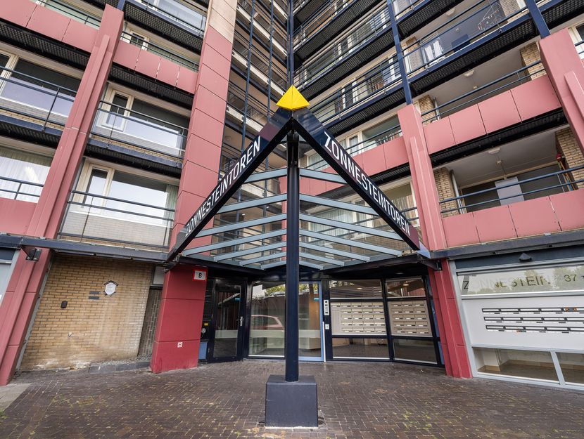 Zonnesteintoren 36, ZWIJNDRECHT