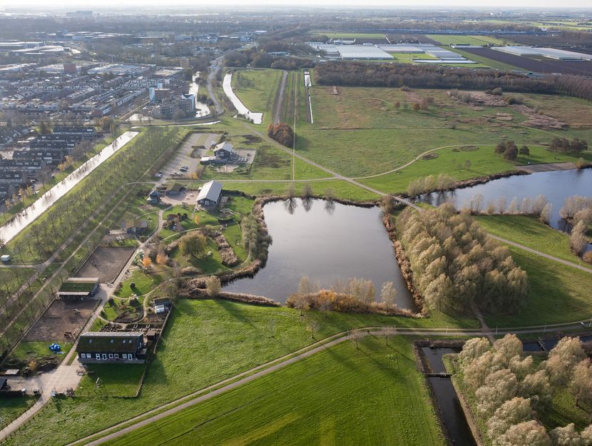 Van der Weddenhof 35, HENDRIK-IDO-AMBACHT