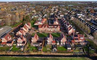 Van der Weddenhof 35, HENDRIK-IDO-AMBACHT