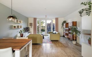 Van der Weddenhof 35, HENDRIK-IDO-AMBACHT