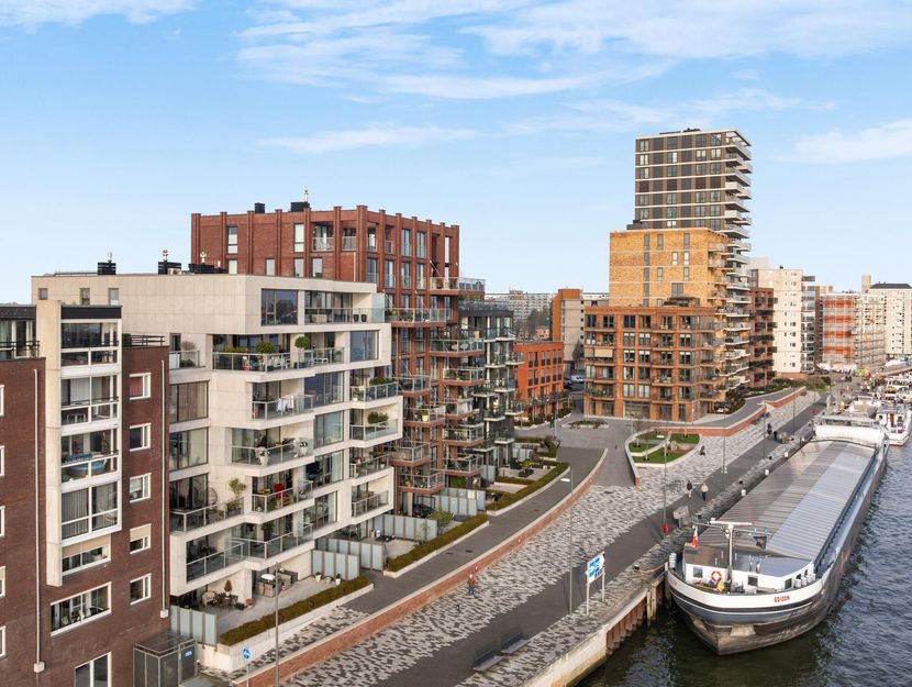 Euryzakade 110, ZWIJNDRECHT