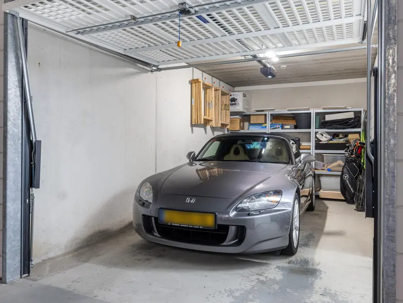 Euryzakade 110, ZWIJNDRECHT