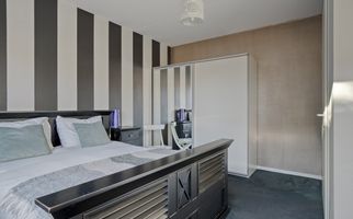 Moerasvaren 42, HENDRIK-IDO-AMBACHT