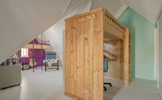 Moerasvaren 42, HENDRIK-IDO-AMBACHT