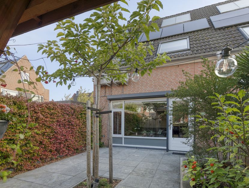 Moerasvaren 42, HENDRIK-IDO-AMBACHT