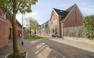 Moerasvaren 42, HENDRIK-IDO-AMBACHT