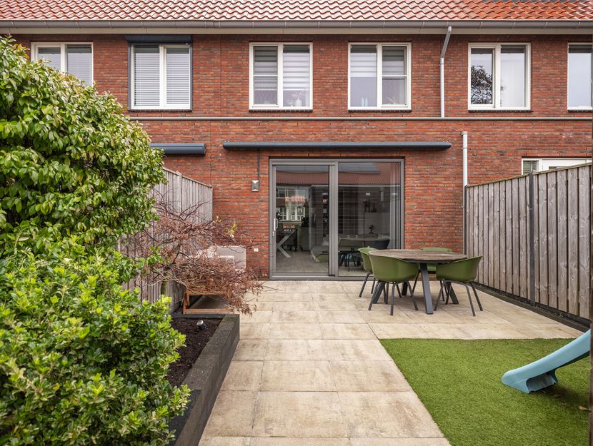 Van der Weddenhof 45, HENDRIK-IDO-AMBACHT