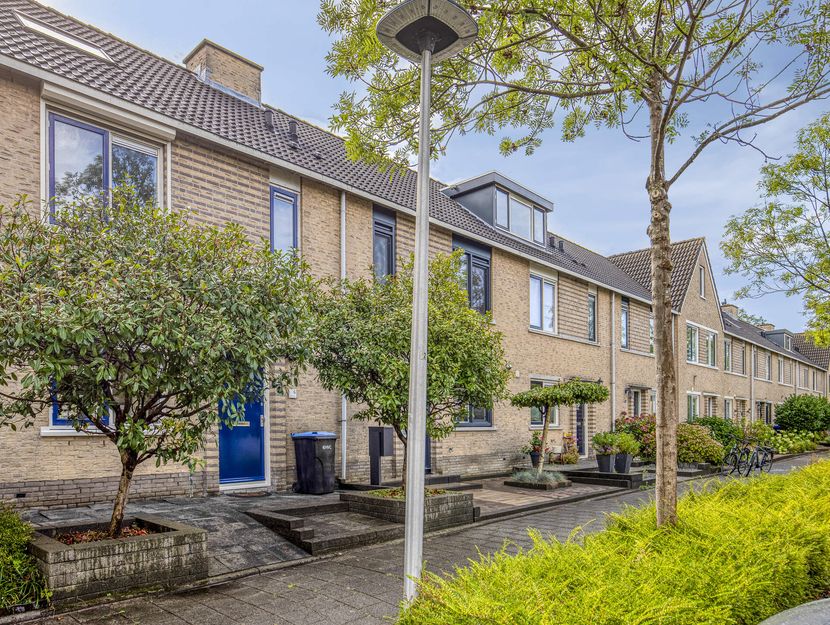 Johannes Chr. Bendorpstraat 6, HENDRIK-IDO-AMBACHT