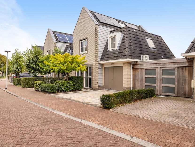 Hooftlaantje 106, HENDRIK-IDO-AMBACHT