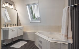 Hooftlaantje 106, HENDRIK-IDO-AMBACHT