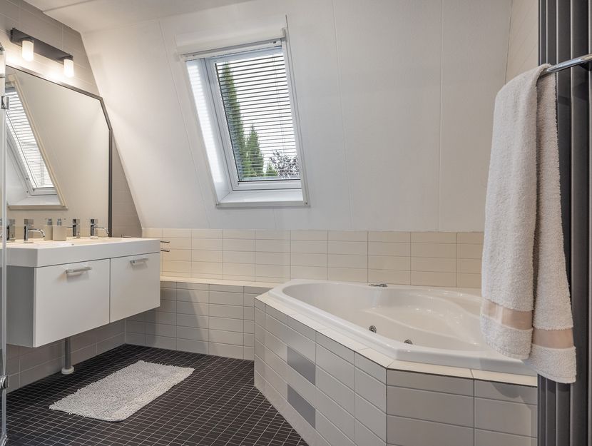 Hooftlaantje 106, HENDRIK-IDO-AMBACHT