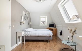 Hooftlaantje 106, HENDRIK-IDO-AMBACHT