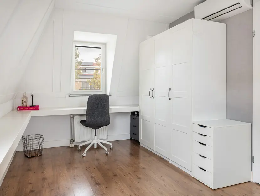 Hooftlaantje 106, HENDRIK-IDO-AMBACHT