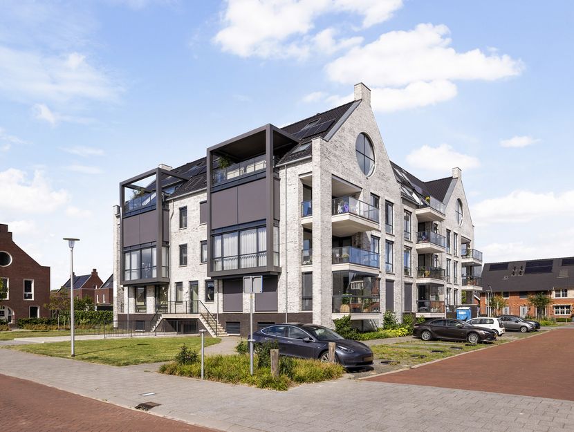 Zeis 42, HENDRIK-IDO-AMBACHT