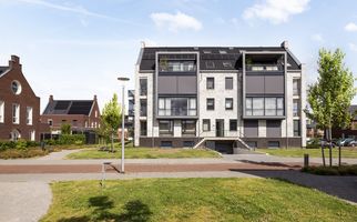 Zeis 42, HENDRIK-IDO-AMBACHT