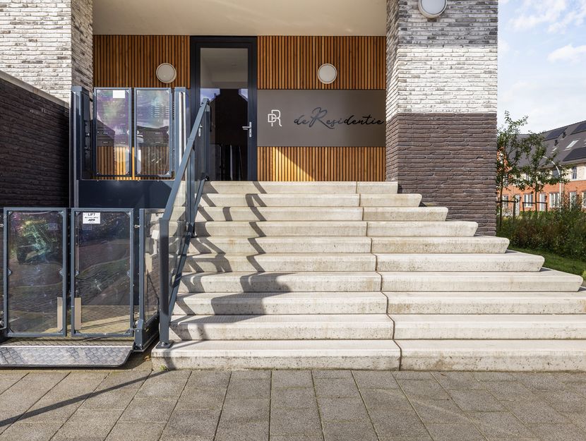 Zeis 42, HENDRIK-IDO-AMBACHT